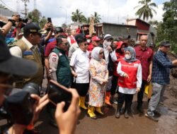 Ketua Umum PMI Jusuf Kalla Tinjau Lokasi Terdampak Bencana Banjir Bandang