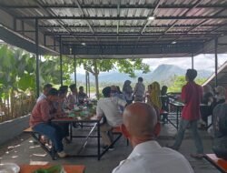 Silaturrahmi Wartawan Dengan Rony Mulyadi,SE.Dt Bungsu di Dze Cafe Piliang