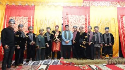 Upacara Adat Malewakan Gala Datuak di Turawan