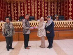 DPRD Payakumbuh Sampaikan Rekomendasi LKPJ 2024, Soroti Kinerja OPD dan Kualitas SDM