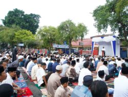Sholat Idul Adha 1446 H di LCM Batusangkar Ramai
