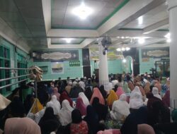 Membangun Masjid di Batubasa “Badoncek Emas