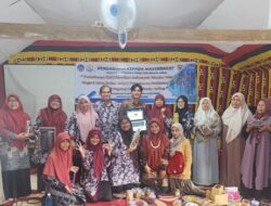 Tingkatkan Keterampilan, Dosen Pendidikan Fisika FMIPA UNP Melatih Kelompok Wanita Usia Produktif Nagari Batubulek