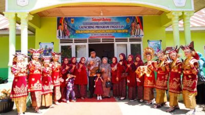 Launching SMP N 1 Tanjung Baru dan SMP N 1 Lintau Buo Sebagai Sekolah Binaan Bundo Kanduang