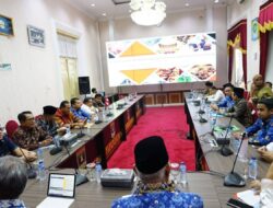 Sampaikan Harapannya Untuk Tanah Datar