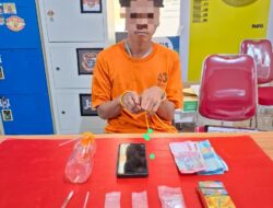 Tim Mata Elang Sat Resnarkoba Polres Kuantan Singingi Ringkus Pengedar Sabu di Desa Pulau Baru, Barang Bukti 11 Paket Sabu Diamankan