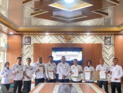 Pejabat Struktural Lapas Bukittinggi Lakukan Penandatanganan Perjanjian Kinerja Bersama Kalapas Sebagai Komitmen Pencapaian Target Tahun 2025