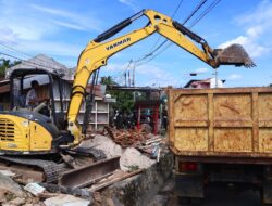 PUPR Payakumbuh Tegas: Bangunan Liar di Fasilitas Umum Harus Dibongkar