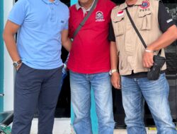 Kunjungan Ketua AWI kabupaten Kepulauan Mentawai dengan penesehat PWI kebupaten Kepulauan ke PLN ULP Mentawai di Tuapejat