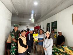 Bupati Salurkan Bantuan Pangan kepada Warga Terdampak Banjir di Siberut Selatan