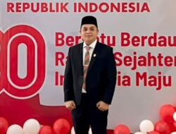 Solidaritas DPRD Payakumbuh, Mardion Fernandes dan Kawan-kawan Rogoh Kocek Bantu Pedagang Terdampak