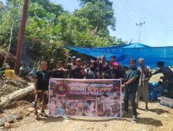 Ketua DPC AWI Kepulauan Mentawai Serahkan Bantuan Donasi kepada Korban Banjir Lubuk Minturun