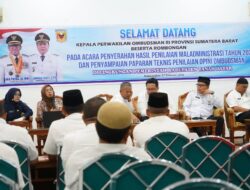Pemkab Lakukan Penyerahan Hasil Penilaian Maladministrasi Tahun 2025 bagi OPD Lingkup Pemkab Tanah Datar
