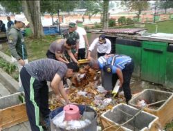 Tindaklanjuti Arahan Presiden, Kapolres Kuansing Bersama Forkopimda Gelar Gotong Royong di Teluk Kuantan
