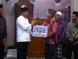 Elzadaswarman Pimpin Safari Ramadan di Payakumbuh Barat, Pemko Salurkan Hibah Rp25 Juta untuk Masjid Al Mukarramah dan Perkuat Silaturahmi dengan Warga