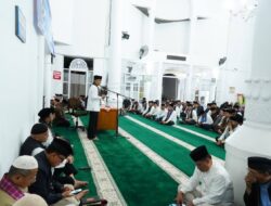Pemkab Tanah Datar I’tikaf Eksekutif di Masjid Nurul Amin Pagaruyung