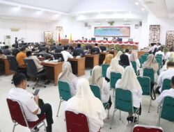 Pandangan Umum Fraksi 3 Ranperda Dijawab Bupati Tanah Datar
