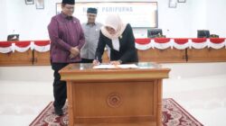 Ranperda Tentang Perubahan atas Perda Nomor 1 Tahun 2024 Tentang Pajak Daerah dan Retribusi Daerah Resmi Disetujui dan Ditetapkan Menjadi Perda Dalam Paripurna DPRD Tanah Datar