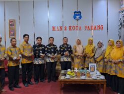 Masifnya Pemberitaan Mandupa Picu MTsN 4 Pasbar Studi Tiru ke MAN 2 Padang