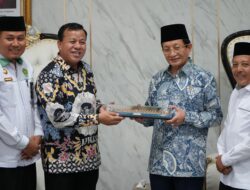 Bupati Kuansing, Dr H Suhardiman Amby  Meminta Balai Jalan Nasional Segera Melakukan Perawatan Perbaikan Ruas Jalan Nasional Teluk Kuantan