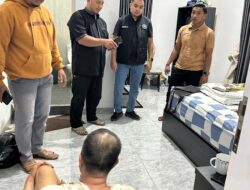 BNNK KUANTAN SINGINGI AMANKAN PRIA TERDUGAMENGAKU SEBAGAI ANGGOTA BNN