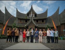 Istano Basa Pagaruyung Dikunjungi Menteri Pariwisata RI Didamping Bupati Tanah Datar