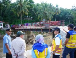 Jembatan Rusak di Taluak Luapan Batang Tampo Ditinjau BPJN Sumbar dan Bupati Tanah Datar