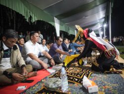 Bupati Kuansing Berhasil Menggalang Dana Untuk Pembuatan Jalur Suluh Bendang Dalam Nagori Kopah