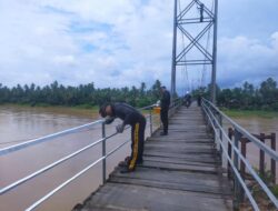 Jembatan Merah Putih Presisi Penghubung Desa Pintu Gobang- Desa Bandar Alai Kari di percepat pengerjaannya
