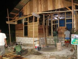 Satgas Karya Bakti TNI AD Tetap Bekerja Hingga Larut Malam, Kejar Penyelesaian RTLH Tertinus dan Robert di Karoniet
