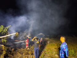 Satpol PP Kuansing Berhasil Padamkan Kebakaran Lahan di Pasar Benai