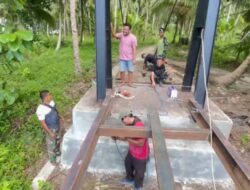 Satgas Bakti TNI AD untuk Rakyat Kejar Pengerjaan Jembatan Gantung Berioulou di Mentawai