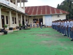 Fitrayanto Pimpin Upacara Peringatan Hari Pendidikan Nasional di SMK Mitra Payakumbuh