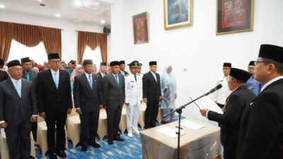 13 Pejabat Pemkab Tanah Datar Resmi Dilantik Bupati