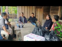 BABINSA KORAMIL 01/MUARA SIKABALUAN LAKSANAKAN KOMSOS BERSAMA MITRA KARIB DI DESA SIGAPOKNA