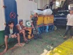 BABINSA KORAMIL 04/SIKAKAP LAKSANAKAN KOMSOS DENGAN BURUH PELABUHAN SIKAKAP