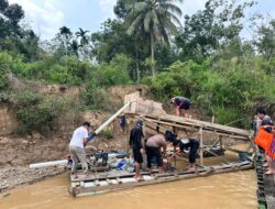 Polsek Cerenti Tertibkan 48 Rakit PETI di Lima Desa, Tegaskan Komitmen Jaga Kelestarian Sungai Kuantan