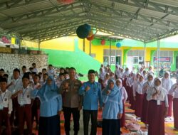 Sinergi MTsN 13 Tanah Datar dan Polsek Padang Ganting, Kapolsek Beri Penyuluhan Bahaya Narkoba dan Tertib Lalu Lintas kepada Siswa Baru