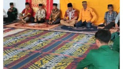 Kepala Badan Kesbangpol Kota Padang Secara Resmi Membuka Lomba Pidato Adat Nias FAMEGEGO se-Sumatera Barat