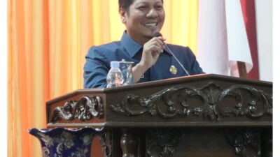 Plt Bupati Kuansing H. Muklisin Hadiri Rapat Paripurna DPRD Dengan Agenda Penyampaian Pendapat Akhir DPRD Terhadap Ranperda…