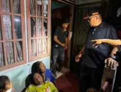 Enam Rumah Terbakar di Padang Tiakar, Enam KK Terdampak, Pemko Tangani Korban