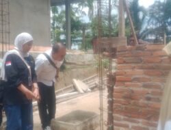 Kabid Dikdas Limapuluh Kota Dampingi Fasilitator Kemendiknas Monitor Sekolah Penerima Dana Revit