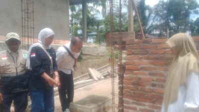 Kabid Dikdas Limapuluh Kota Dampingi Fasilitator Kemendiknas Monitor Sekolah Penerima Dana Revit