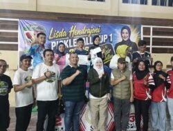 Hujan Deras Tak Halangi Emas, Pickleball Padang Ukir Prestasi di Painan