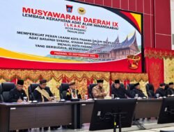 Musda LKAAM Kota Padang yang Digelar di Aula Bgd Aziz Chan Dihadiri Ketua LKAAM Sumbar Prof. Dr. H. Fauzi Bahar M.Si Datuak Sati