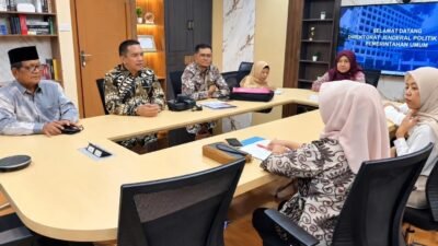 Kesbangpol dan FPK Kota Padang Perkuat Pembauran Kebangsaan ke Kemendagri
