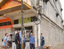 Penyedia Internet Dipanggil, Penataan Kabel Semrawut di Teluk Kuantan Segera Dilakukan