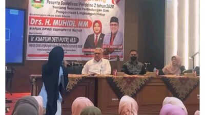 Muhidi Sosialisasikan Perda RPPLH, Ajak Masyarakat Peduli Kelestarian Lingkungan